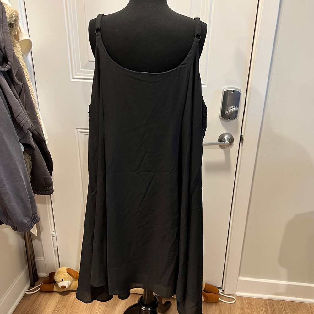 TORRID Little black dress 3X. NWT - Picture 5 of 10